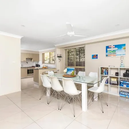 Aqua Lagoon - Great Family Beach Getaway Nelson Bay Exterior photo